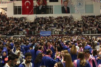 Bölümümüz Öğrencilerinin Mezuniyet Coşkusu
