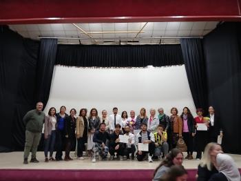 “Kadın Olabilmek” Tiyatro Oyunu ile Kadına Yönelik Şiddete Dikkat Çekildi