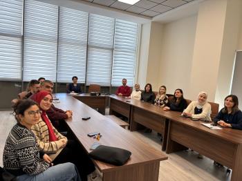 Araştırma Görevlileri ile Eğitim-Öğretim ve Akreditasyon Süreçlerine Yönelik Toplantı Gerçekleştirildi